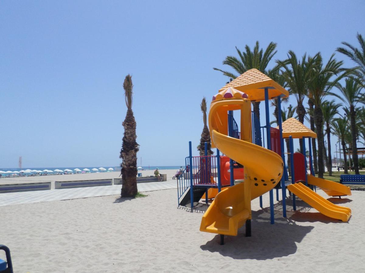 Bright Beach Lägenhet Alicante Exteriör bild